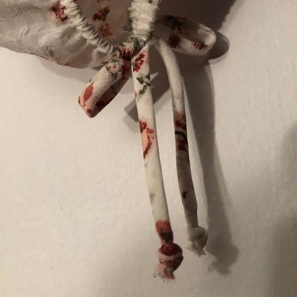 Flower Off the Shoulder Top - Picture 7 of 8